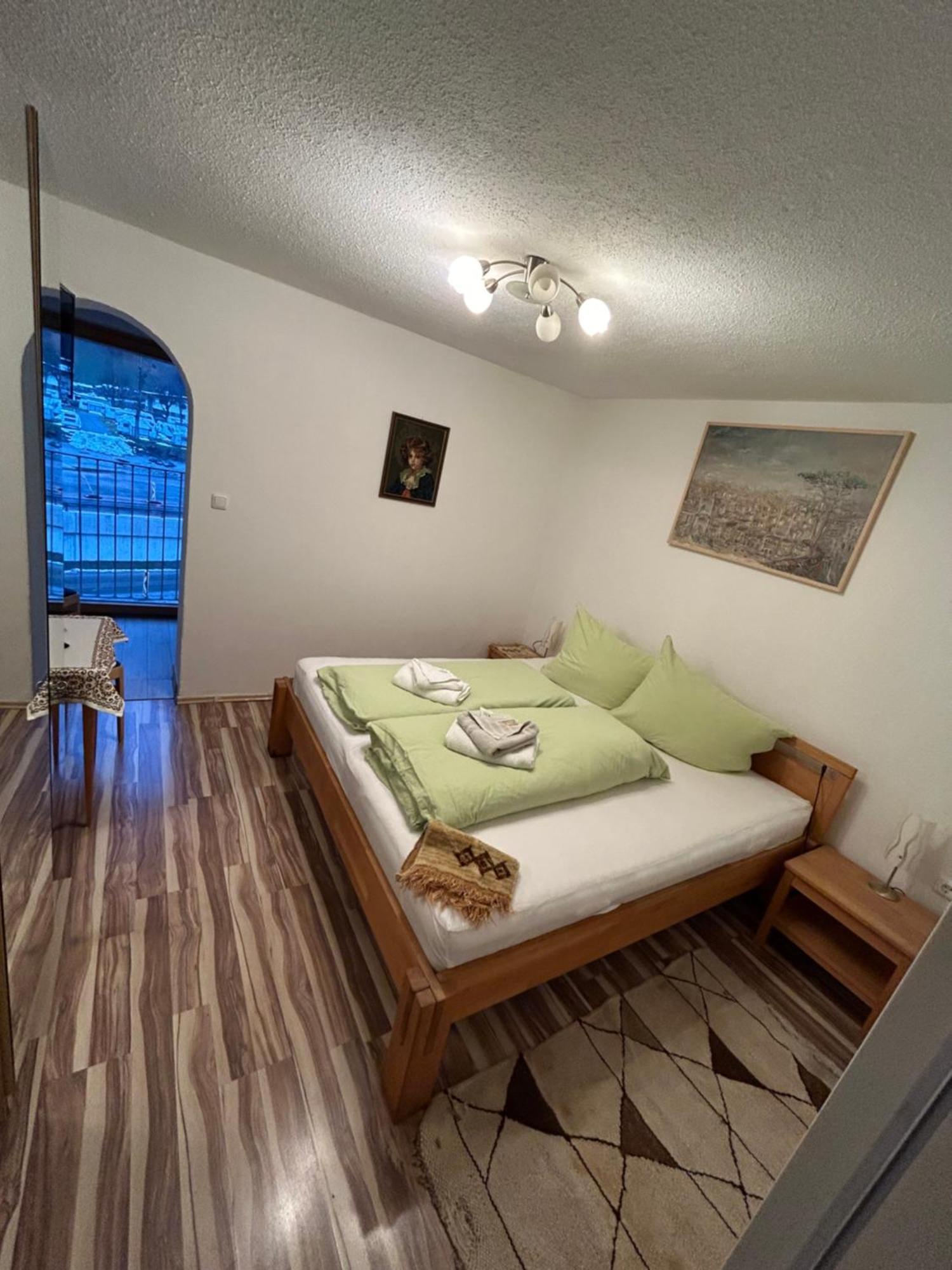 Austrian Motel Heiss 프루츠 외부 사진