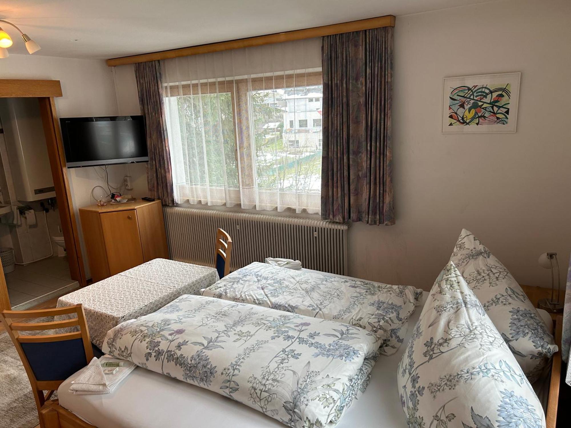 Austrian Motel Heiss 프루츠 외부 사진