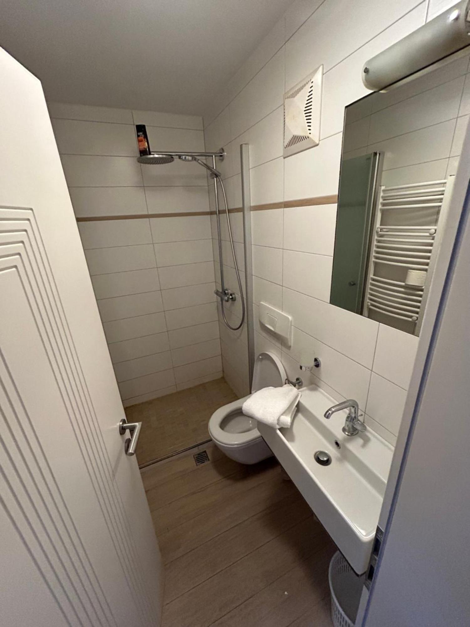 Austrian Motel Heiss 프루츠 외부 사진